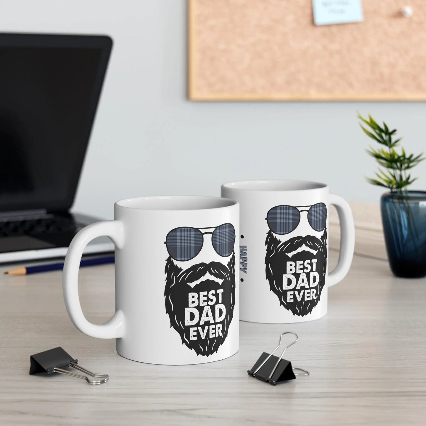 Sides view of Fathers Day Mug Bearded Dad Best Dad Ever